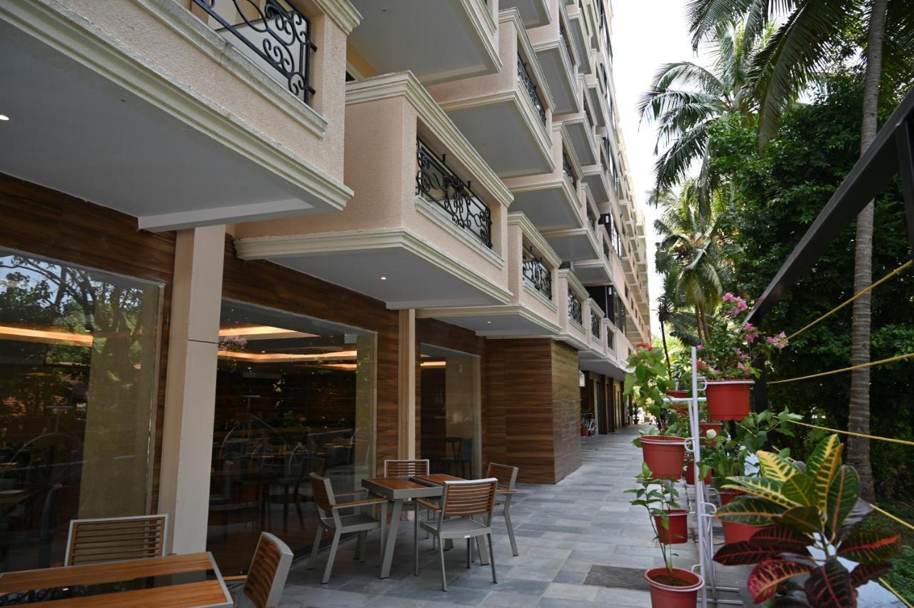 Resort The Lohias, Goa Candolim Buitenkant foto