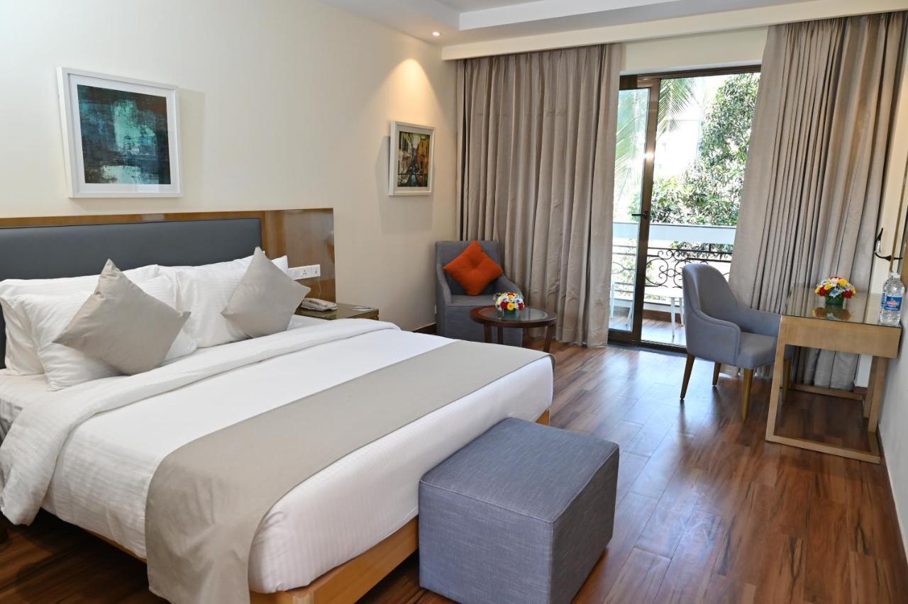 Resort The Lohias, Goa Candolim Buitenkant foto