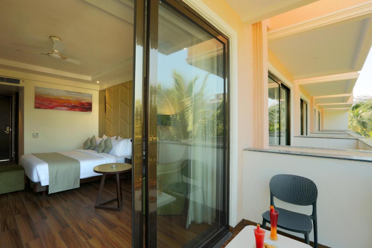 Resort The Lohias, Goa Candolim Buitenkant foto