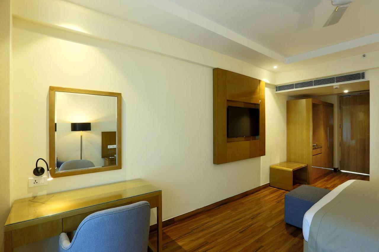 Resort The Lohias, Goa Candolim Buitenkant foto